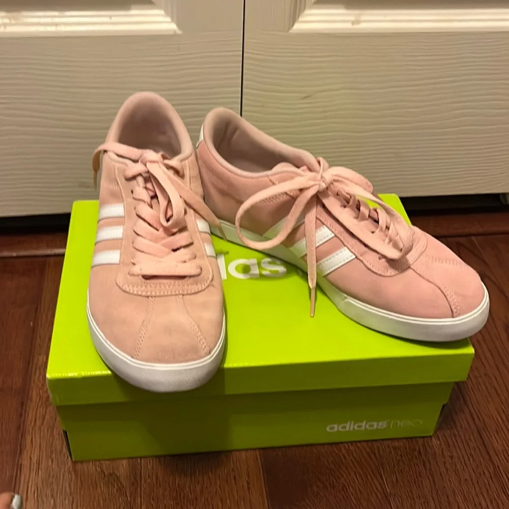 Adidas Neo comfort footbed in pink - Picture 1 of 4